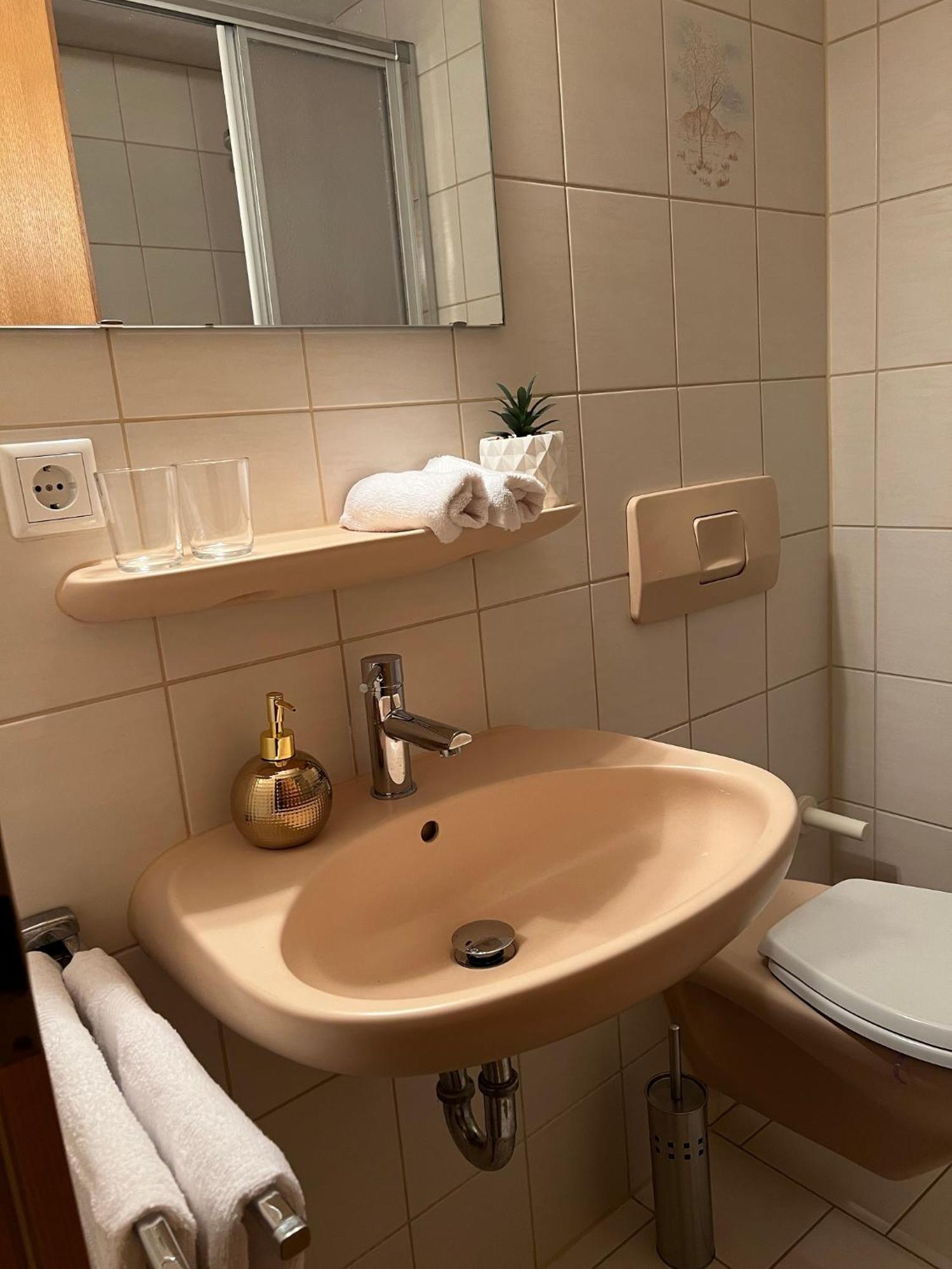 Haus Zum Guten Hirten Steinsfeld Extérieur photo